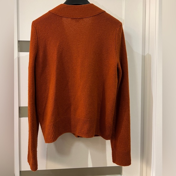 Vince Textured Cashmere Shrunken Button Cardigan In Rust Amber - M - Picture 8 of 11